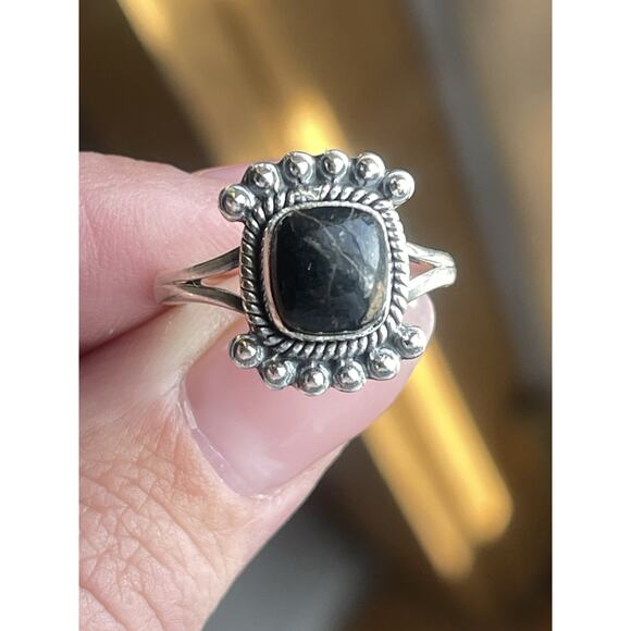 925 Sterling Silver Genuine Blackjack Turquoise Stone Southwestern Ring Sz 9 - Picture 3 of 15